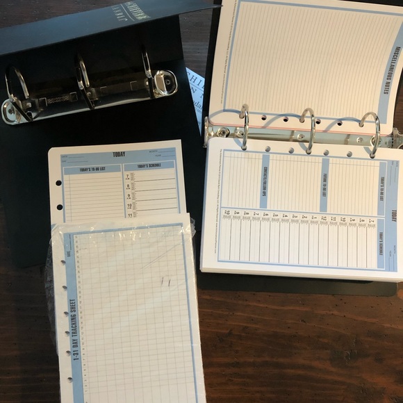 Daily Planners for Organization - Picture 5 of 8